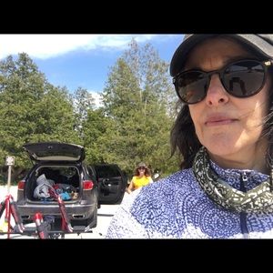 Meet your Posher, Shirley